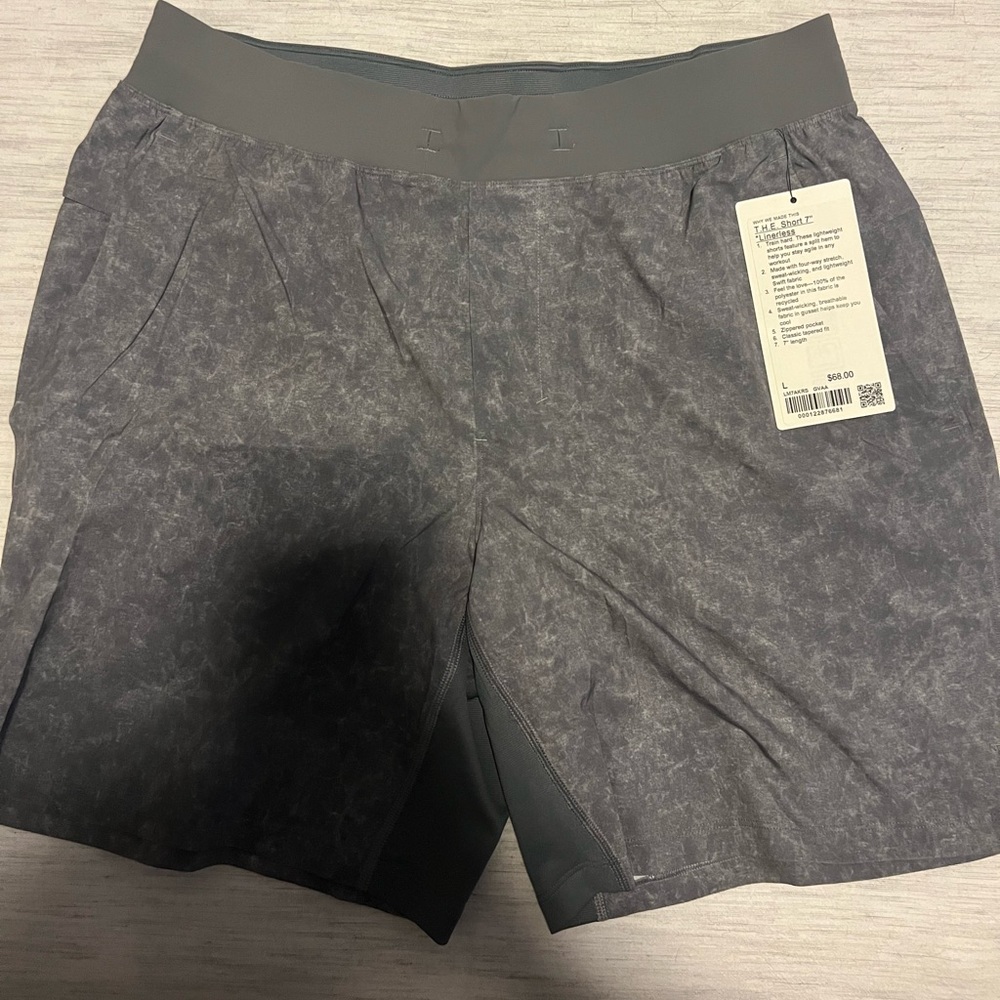Lululemon T.H.E. Short 7” liner less